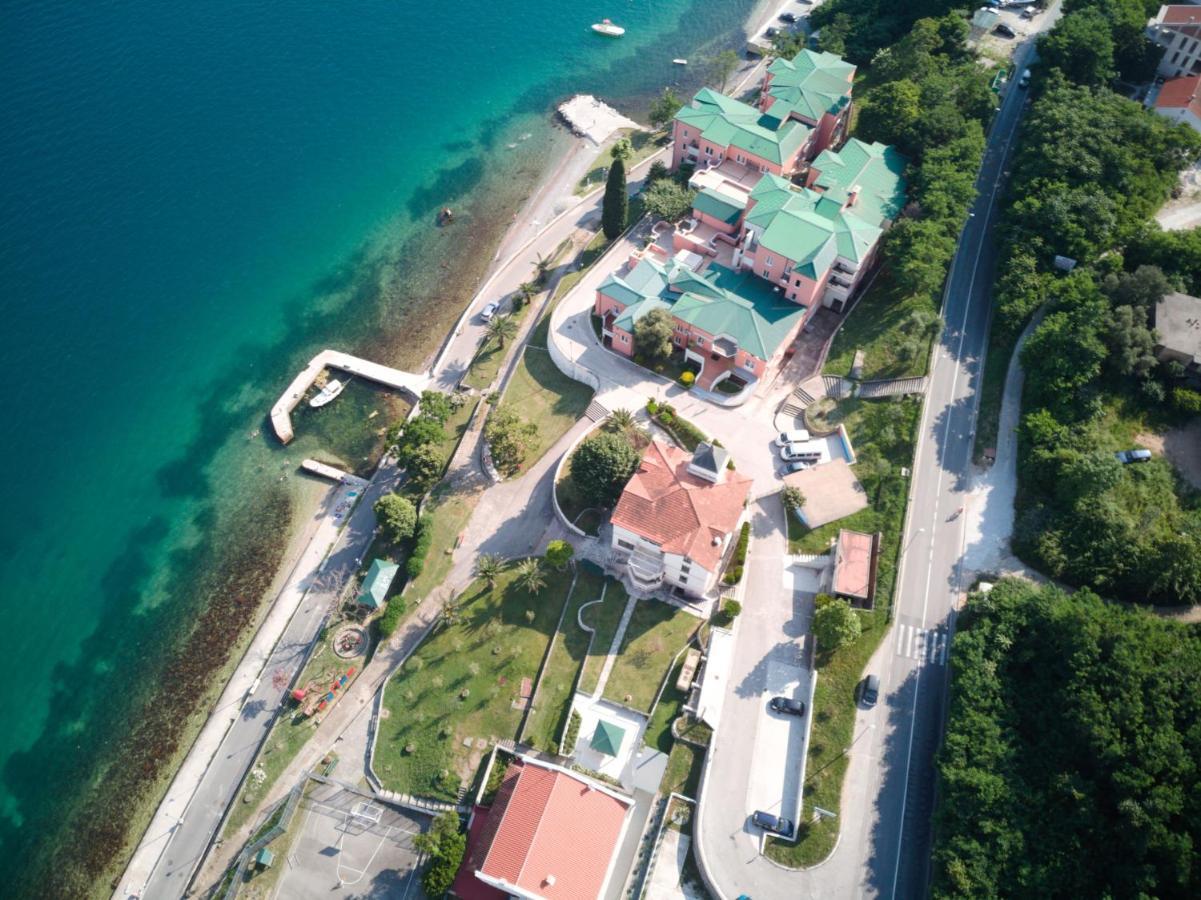 比耶拉Odessa Mama公寓 外观 照片